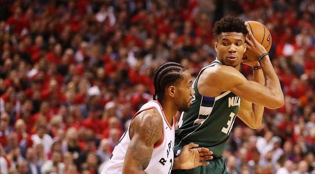 九游入口-关于字母哥重返赛场，大比分获胜首场状态出色，切尔西观众沸腾！比赛高潮迭起的信息