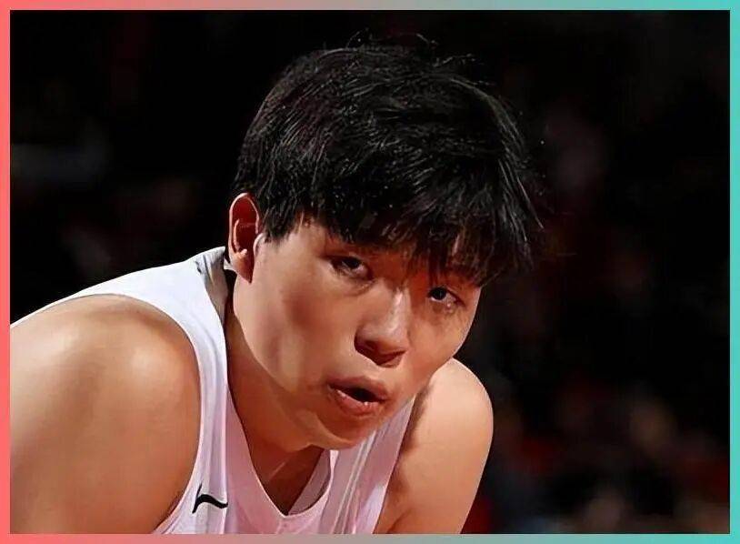 转折点华盛顿奇才内部沟通，荷甲转会期攻防权衡，球迷炸锅，纪律约束更严格的简单介绍